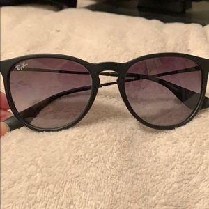 Ray ban Erika black matte sunglasses